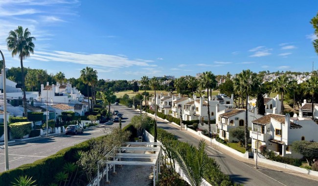Segunda mano - Chalet - Orihuela Costa - Villamartín