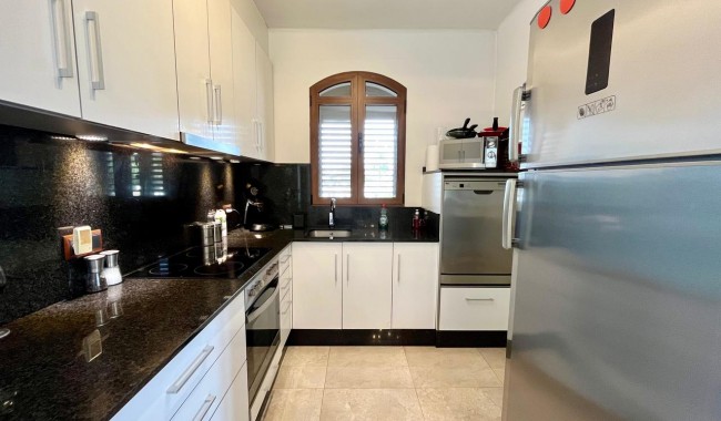 Segunda mano - Chalet - Orihuela Costa - Villamartín