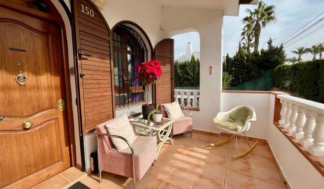 Segunda mano - Chalet - Orihuela Costa - Villamartín