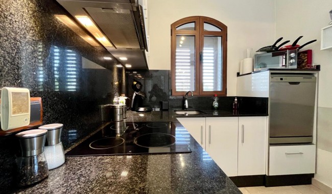 Segunda mano - Chalet - Orihuela Costa - Villamartín