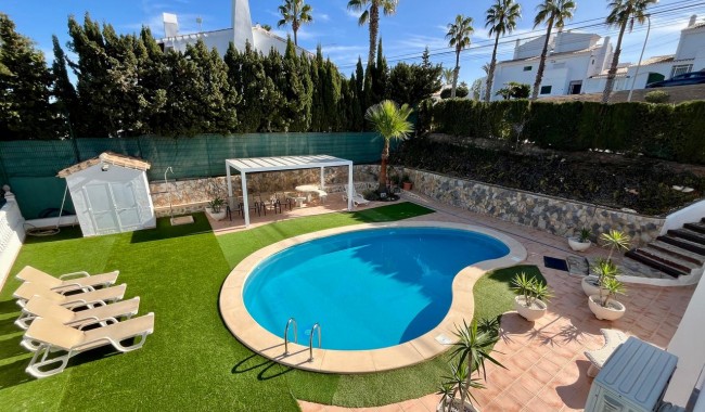 Segunda mano - Chalet - Orihuela Costa - Villamartín