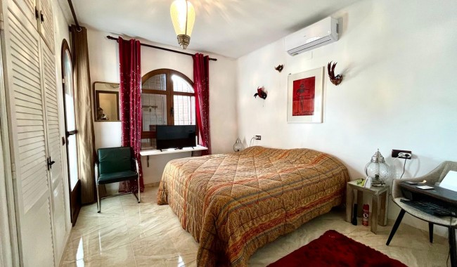 Segunda mano - Chalet - Orihuela Costa - Villamartín