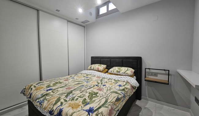 Segunda mano - Chalet - Orihuela Costa - Villamartín