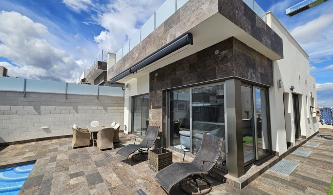 Segunda mano - Chalet - Orihuela Costa - Villamartín