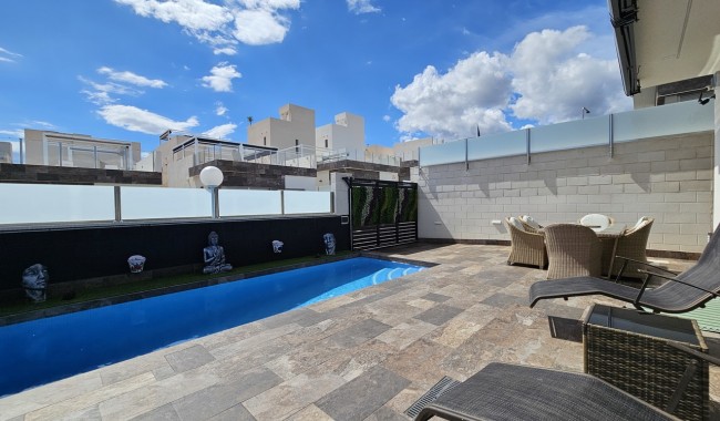 Segunda mano - Chalet - Orihuela Costa - Villamartín
