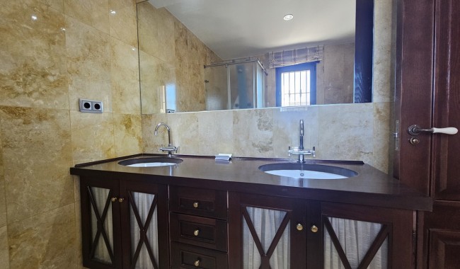 Resale - Villa - La Manga del Mar Menor - La Manga Club