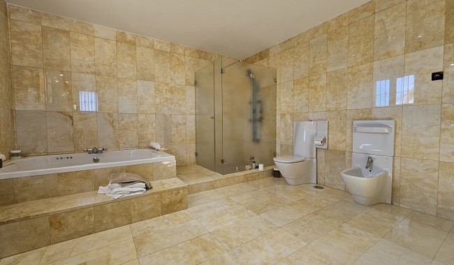 Resale - Villa - La Manga del Mar Menor - La Manga Club