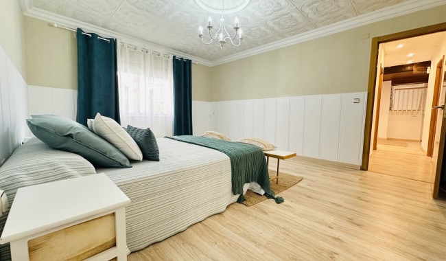 Begagnad - Villa - Orihuela - Orihuela Costa