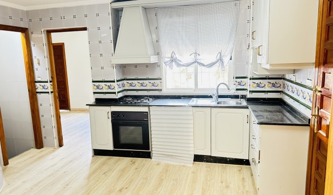 Begagnad - Villa - Orihuela - Orihuela Costa