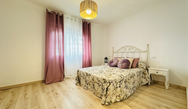 Begagnad - Villa - Orihuela - Orihuela Costa