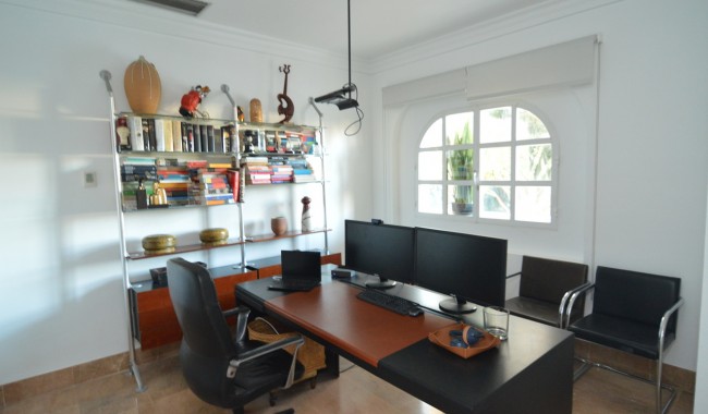 Sprzedaż - Willa - Torrevieja