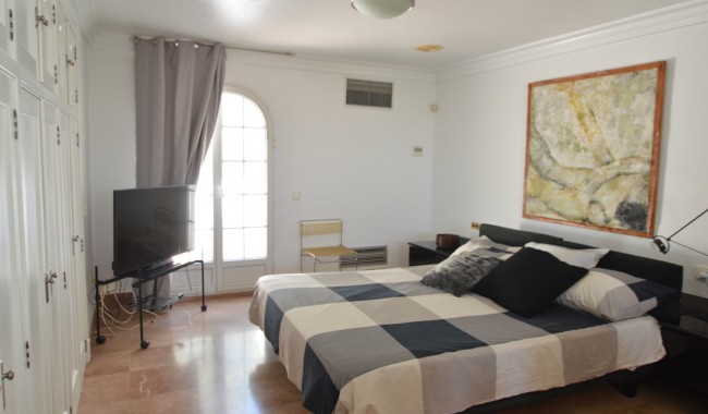 Sprzedaż - Willa - Torrevieja