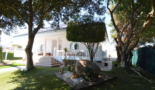 Sprzedaż - Willa - Torrevieja