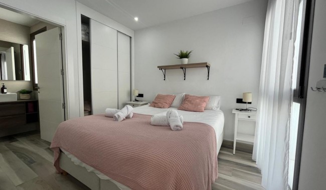 Segunda mano - Chalet - Torrevieja - Los Altos
