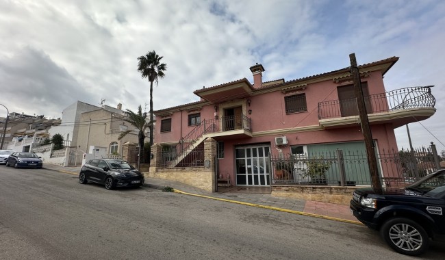 Resale - Business premises - San Miguel de Salinas
