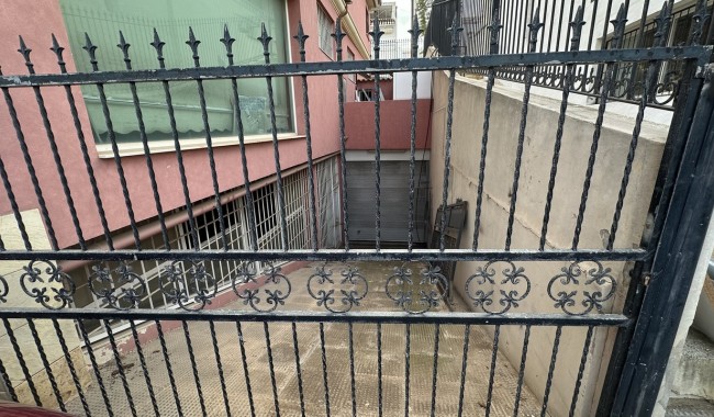 Resale - Business premises - San Miguel de Salinas