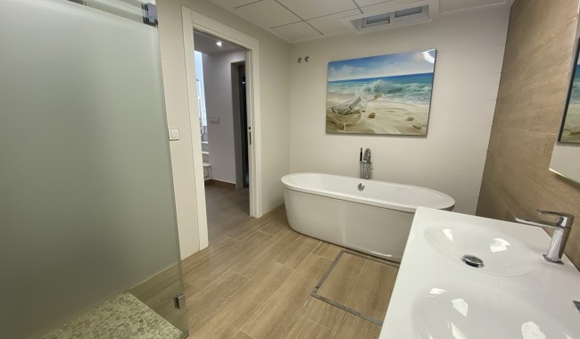 Resale - Villa - San Miguel de Salinas