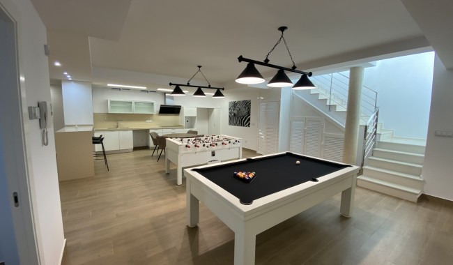 Resale - Villa - San Miguel de Salinas