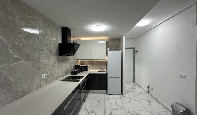 Resale - Apartment - Torrevieja