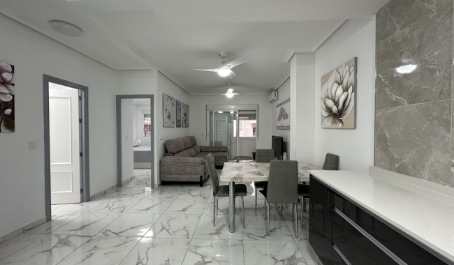 Resale - Apartment - Torrevieja