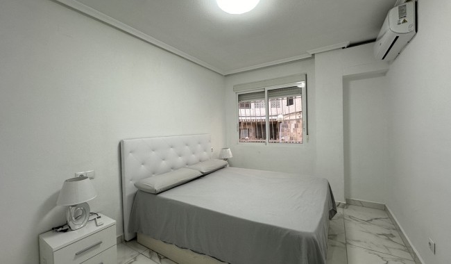 Resale - Apartment - Torrevieja