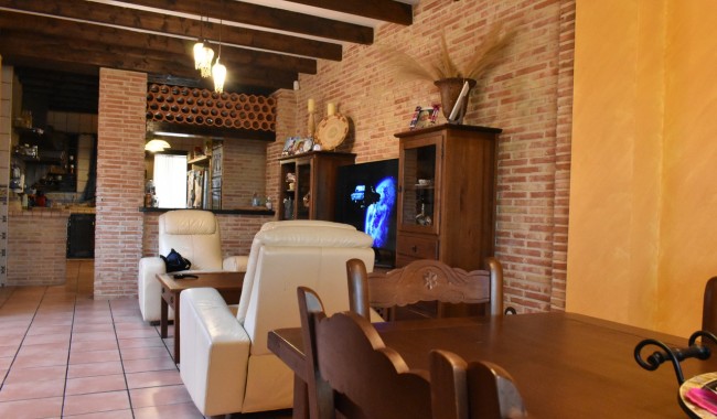 Sprzedaż - Kamienica - Algorfa