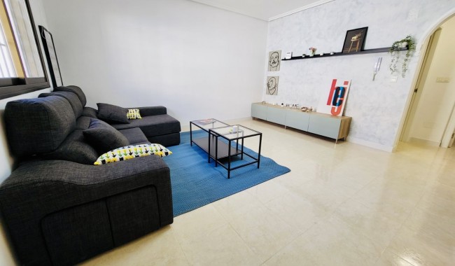 Begagnad - Radhus - San Miguel de Salinas