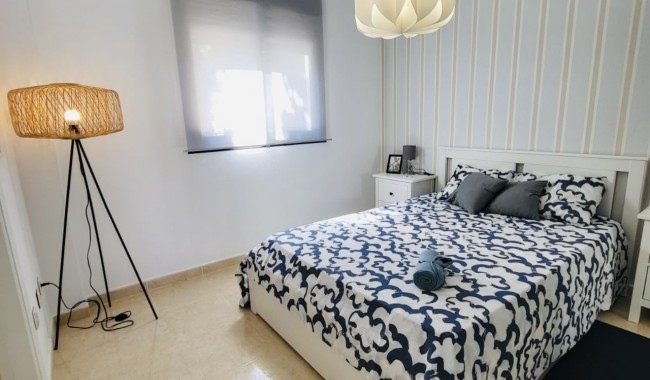 Begagnad - Radhus - San Miguel de Salinas