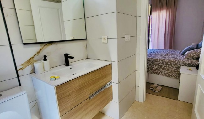 Begagnad - Radhus - San Miguel de Salinas