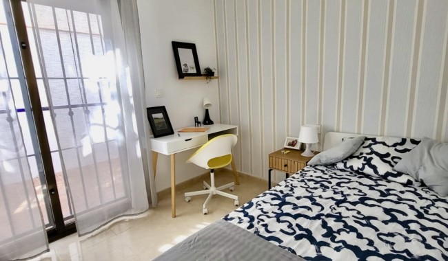 Begagnad - Radhus - San Miguel de Salinas