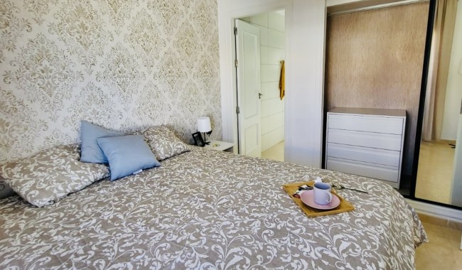 Begagnad - Radhus - San Miguel de Salinas