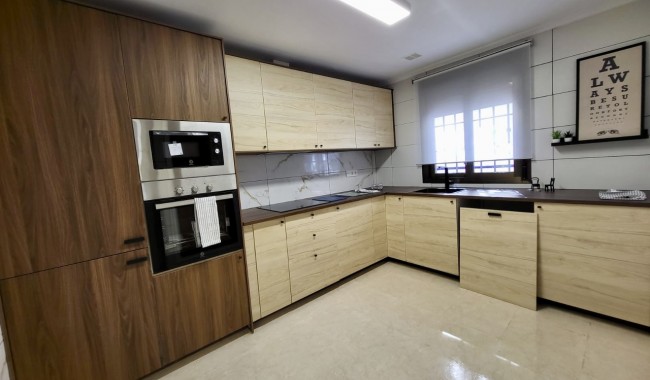 Begagnad - Radhus - San Miguel de Salinas