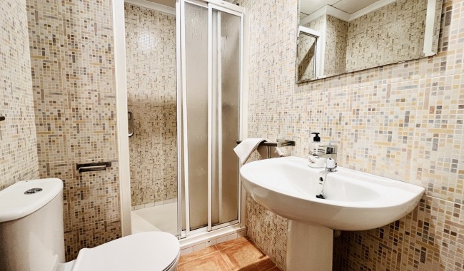 Resale - Apartment - Guardamar