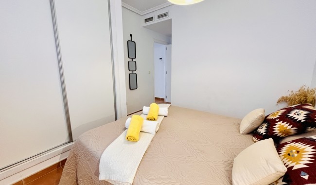 Resale - Apartment - Guardamar