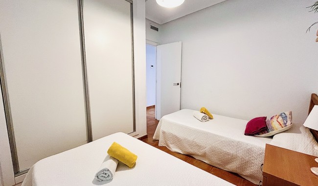 Resale - Apartment - Guardamar