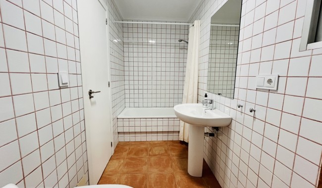 Resale - Apartment - Guardamar