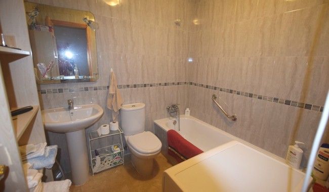 Resale - Apartment - Formentera del Segura