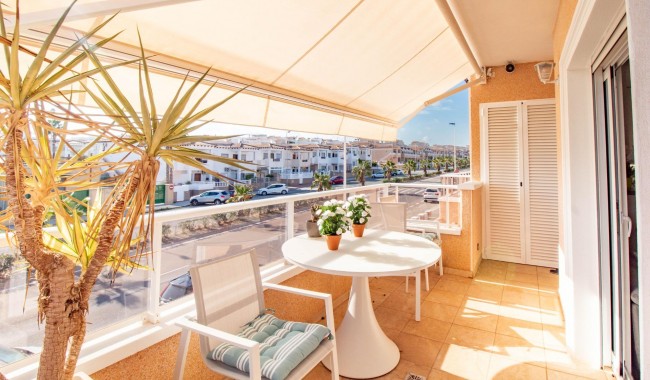 Sprzedaż - Apartament - Torrevieja - Punta prima