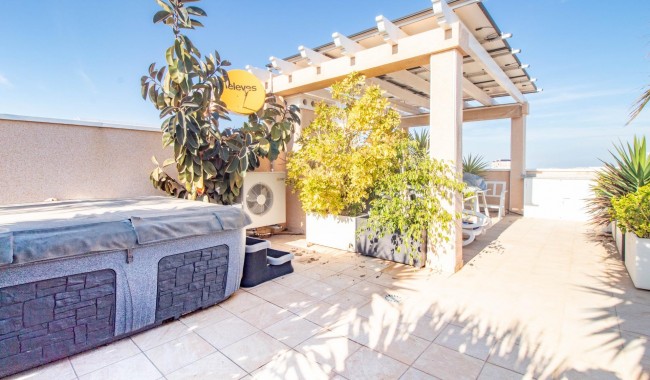 Sprzedaż - Apartament - Torrevieja - Punta prima