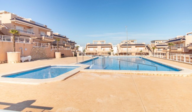 Sprzedaż - Apartament - Torrevieja - Punta prima