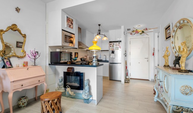 Resale - Apartment - Torrevieja - La Mata