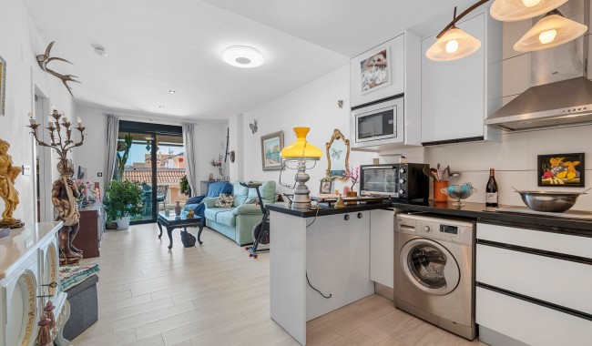 Resale - Apartment - Torrevieja - La Mata