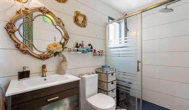 Resale - Apartment - Torrevieja - La Mata