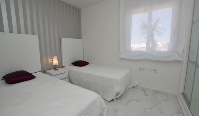 Nueva construcción  - Apartamento - San Miguel de Salinas - La Cañada