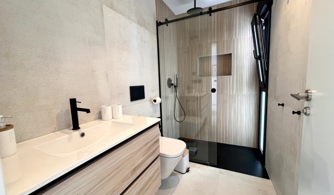Resale - Apartment - Orihuela Costa - La Zenia