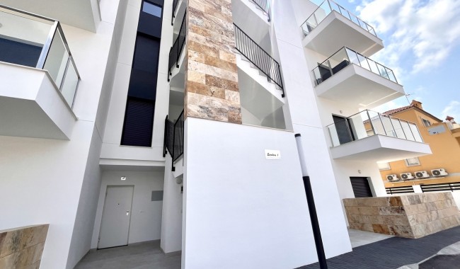 Resale - Apartment - Orihuela Costa - La Zenia