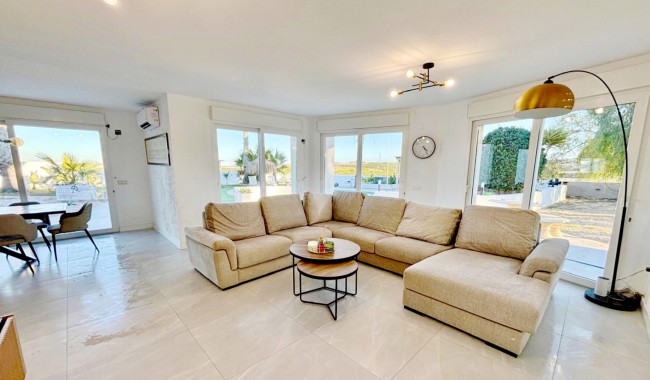 Begagnad - Villa - San Miguel de Salinas