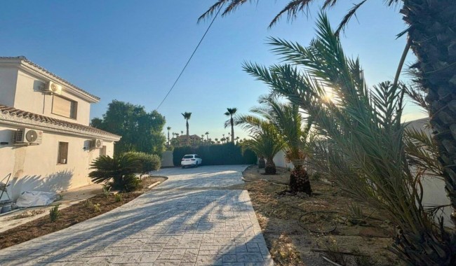 Begagnad - Villa - San Miguel de Salinas