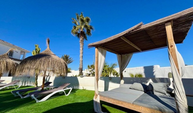 Begagnad - Villa - San Miguel de Salinas