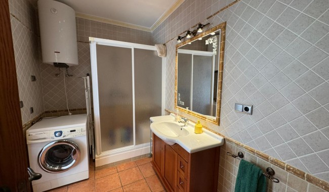 Resale - Townhouse - Los Montesinos
